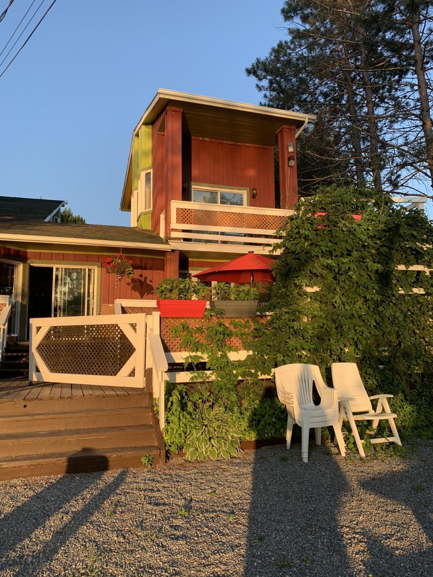 Auberge De Ferme-Neuve Lac-Saint-Paul エクステリア 写真